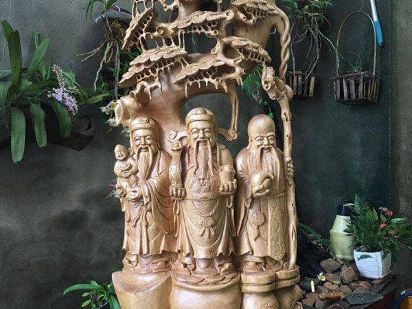 Gỗ được ứng dụng rộng rãi vào việc chế tác nên các đồ thủ công mỹ nghệ