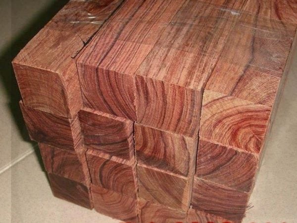 Gỗ cẩm lai được biết đến là một loại gỗ quý