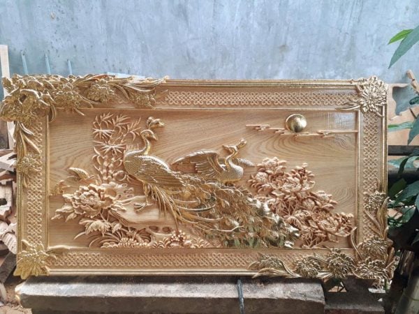 Pơ mu được sử dụng để tạo nên những bộ bàn ghế, sàn gỗ, vách trang trí