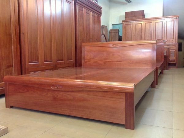 Gỗ xoan được sử dụng phổ biến để thiết kế các đồ nội thất trong gia đìn