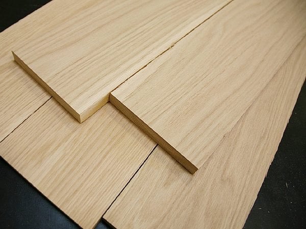 Anh đào là loại gỗ có thể dễ dàng đánh bóng, định hình