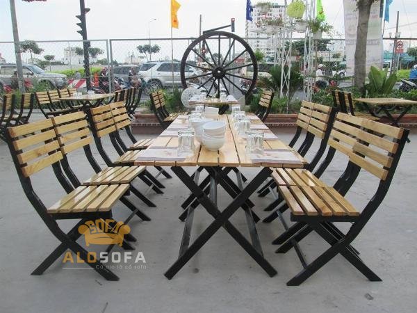 Bàn ăn xếp gọn