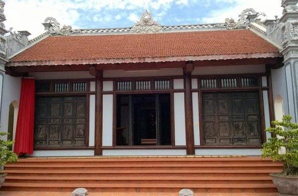 Nhà gỗ 3 gian
