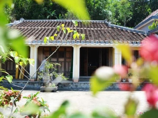 Nhà gỗ 3 gian 2 chài