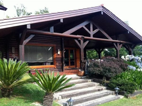 Nhà gỗ cấp 4