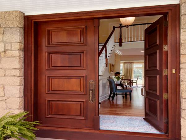 Mẫu cửa gỗ cho nhà ống đẹp sang trọng