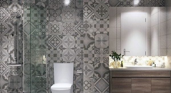 Gạch ốp nhà tắm có họa tiết tự do