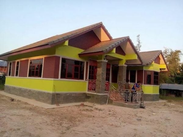Nhà vườn 1 tầng, có hệ thống mái 3 cấp