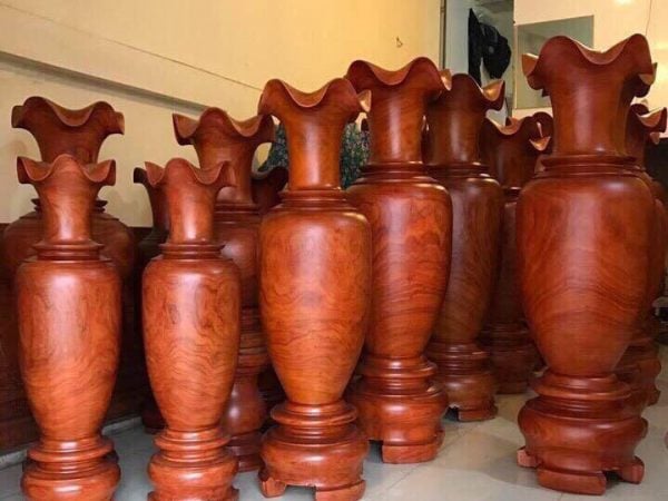 Lục bình bằng gỗ xà cừ