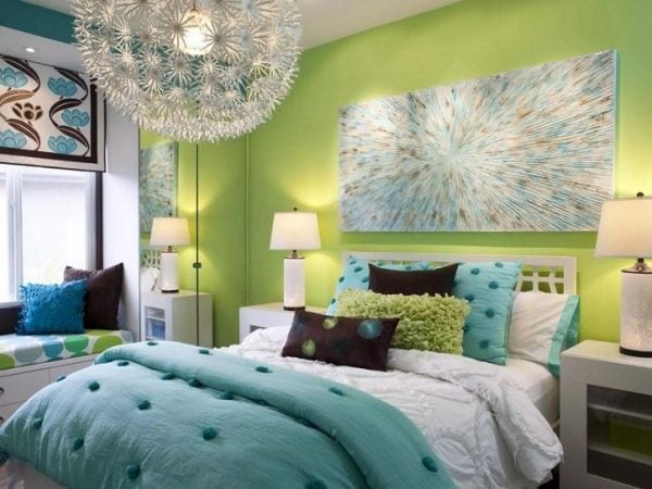 Phòng ngủ màu xanh dành cho cặp vợ chồng trẻ