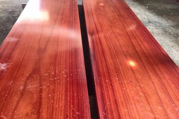 Ý nghĩa của gỗ hương trong phong thủy